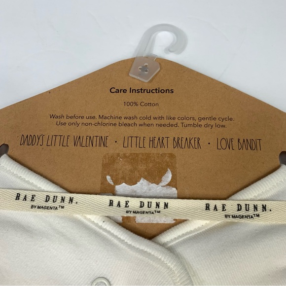 New Rae Dunn Baby Bandana Bibs Set of 3 Valentine’s - Picture 6 of 7